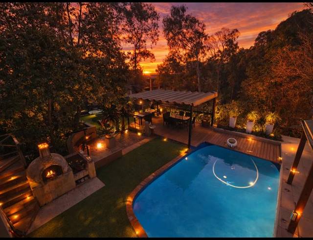 4 BEDROOM HOUSE FOR SALE IN HOUGHTON ESTATE